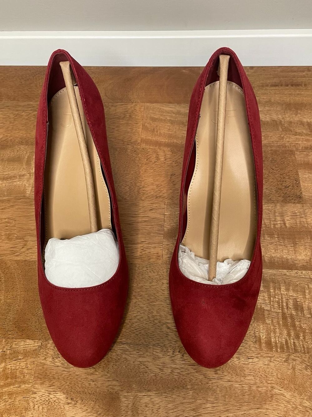 JustFab Daphne Pumps Womens Size 9 Biking Red Block Heel Faux Suede New In Box
